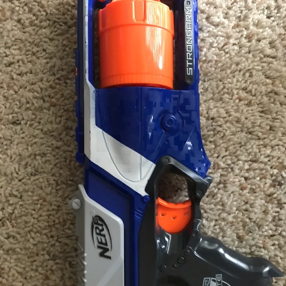 Nerf collection 600 worth of nerf guns - Picture 12 of 14